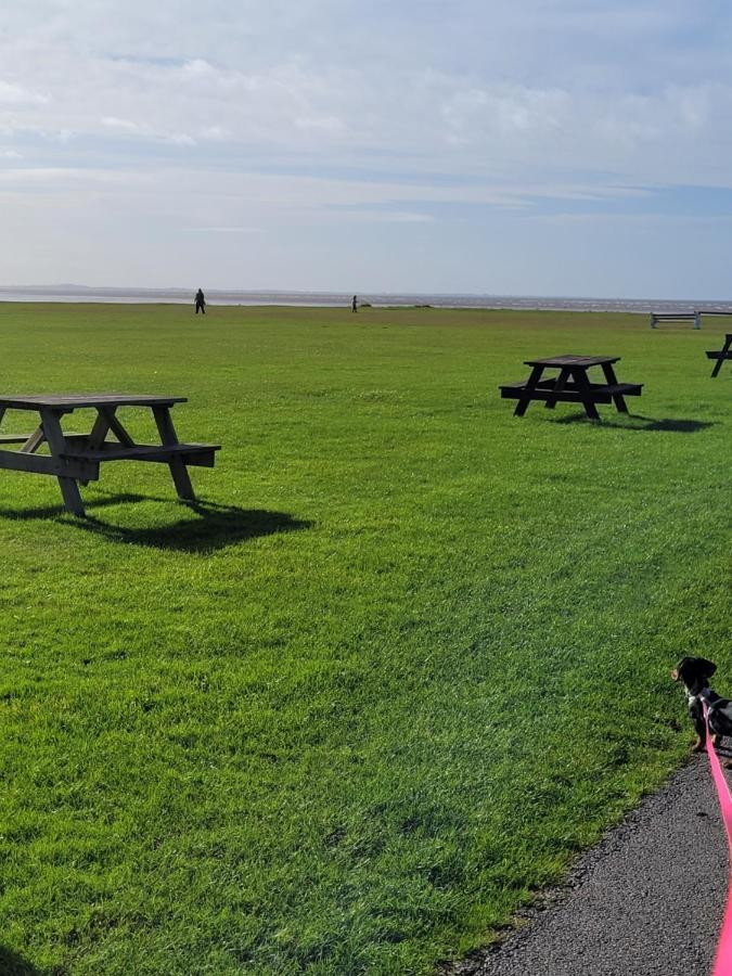 Q8 Ocean Edge Caravan Park Heysham Exterior photo